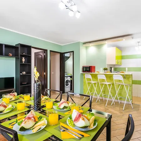 Апартаменти 556 Shopping Centre Pueblo Canario