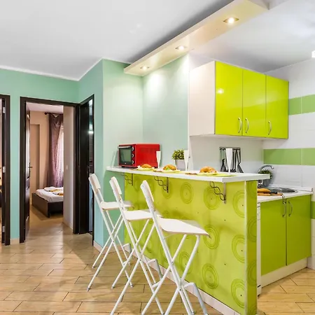 556 Shopping Centre Pueblo Canario Апартаменты Плая-де-лас-Америкас