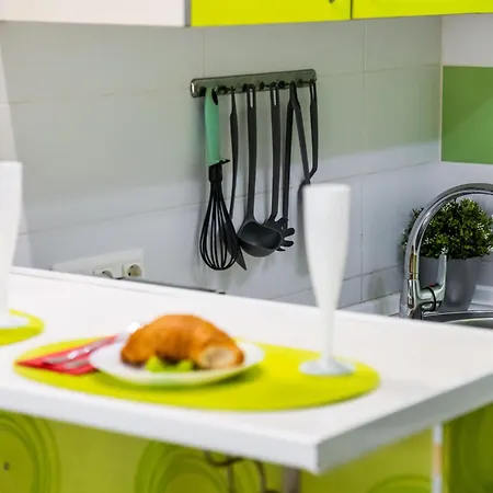 556 Shopping Centre Pueblo Canario Апартаменты *