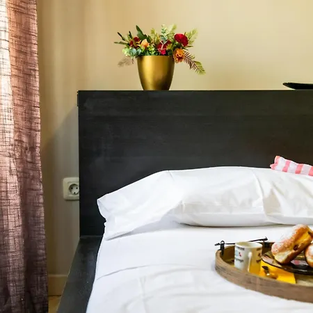 556 Shopping Centre Pueblo Canario *