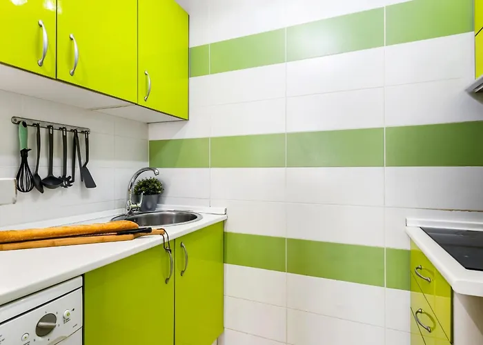 556 Shopping Centre Pueblo Canario Apartment